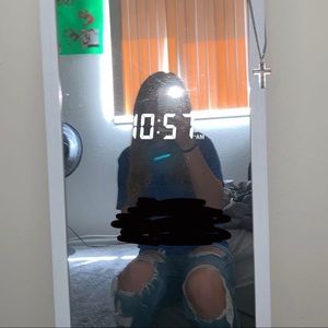 Meet your Posher, Danielle